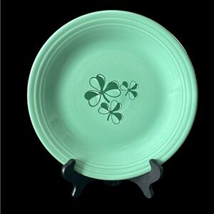 Fiesta Fiestaware Vintage Shamrocks Sea Mist Dinner Plate